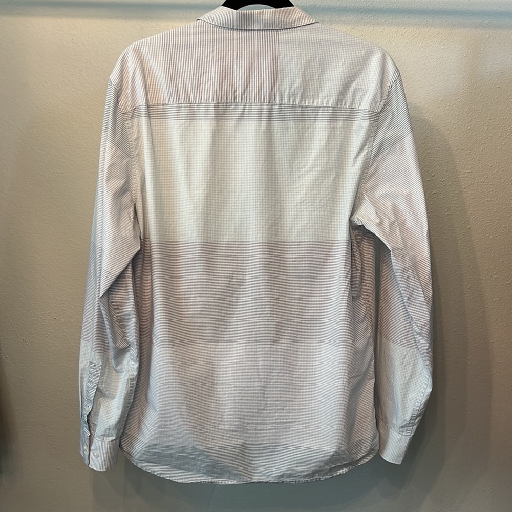 Calvin Klein Button Down Large - Picture 3 of 3
